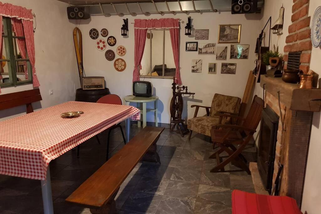 Guest House Pinus Generalski Stol المظهر الخارجي الصورة